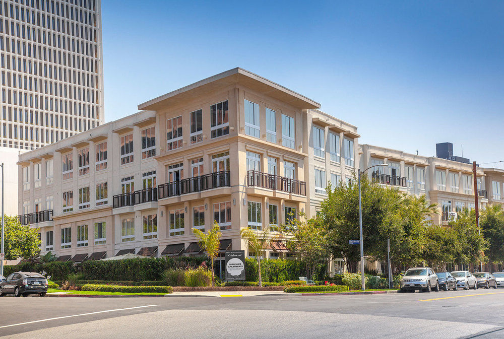 Oakwood Miracle Mile Los Angeles